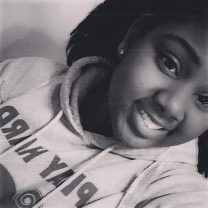 Meet your Posher, Kay